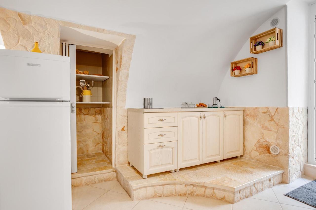 La Chicca Historic Center Beautiful Flat Apartment Monopoli Luaran gambar